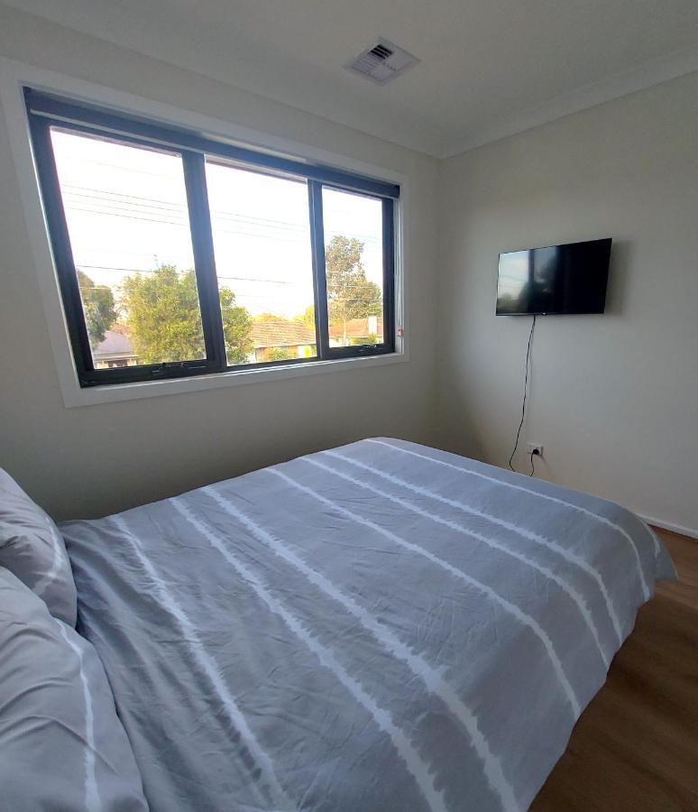 Maruve Guesthouse 12 Min From Melb Airport Melburne Exterior foto