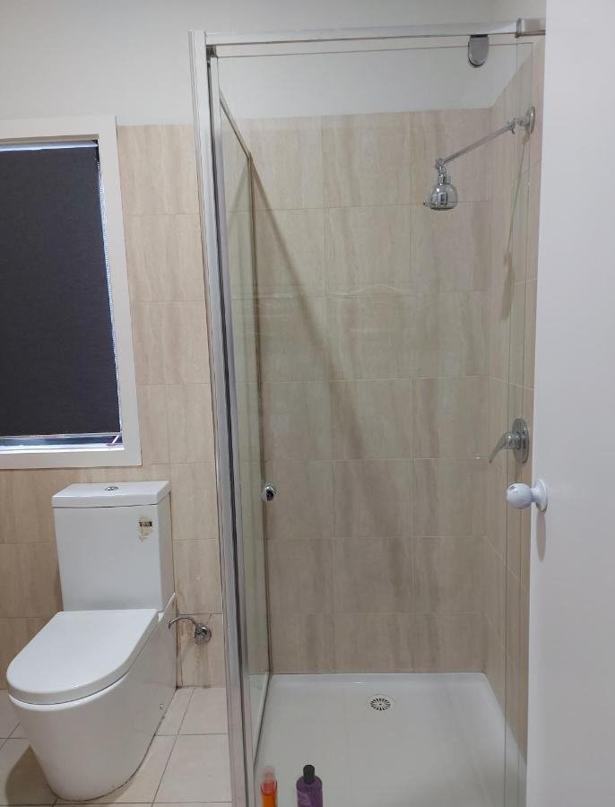 Maruve Guesthouse 12 Min From Melb Airport Melburne Exterior foto
