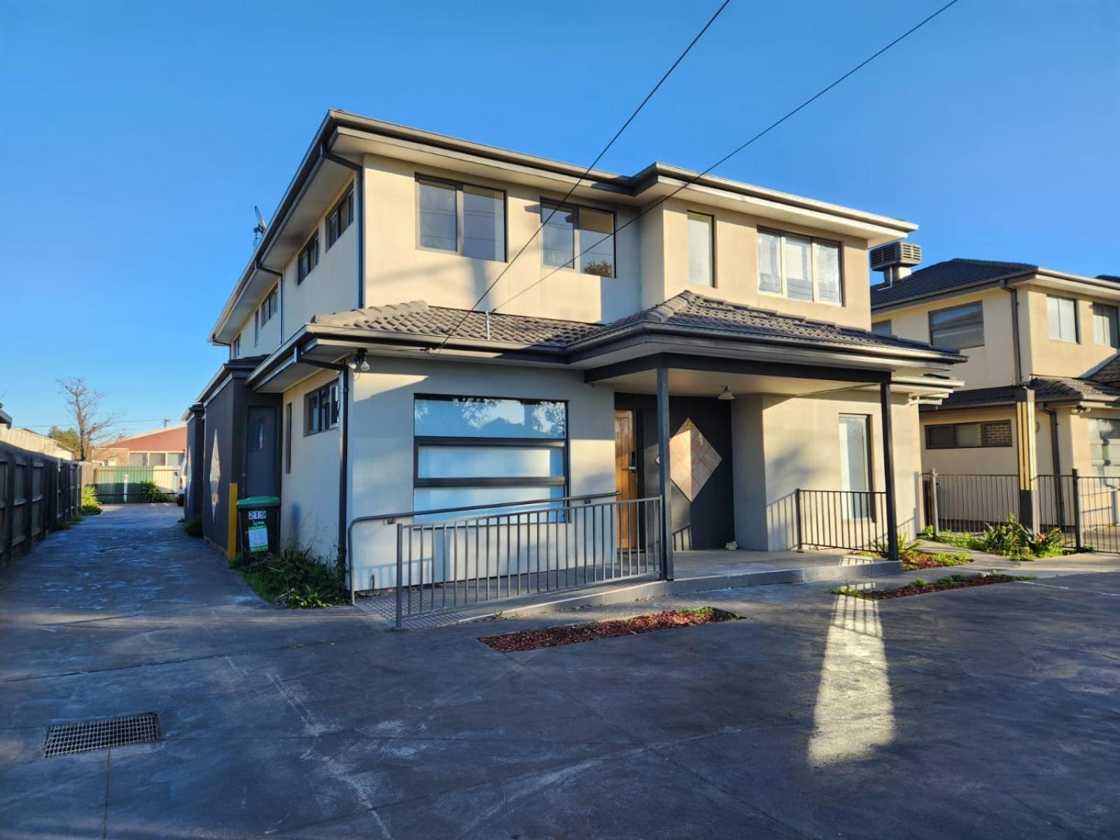 Maruve Guesthouse 12 Min From Melb Airport Melburne Exterior foto